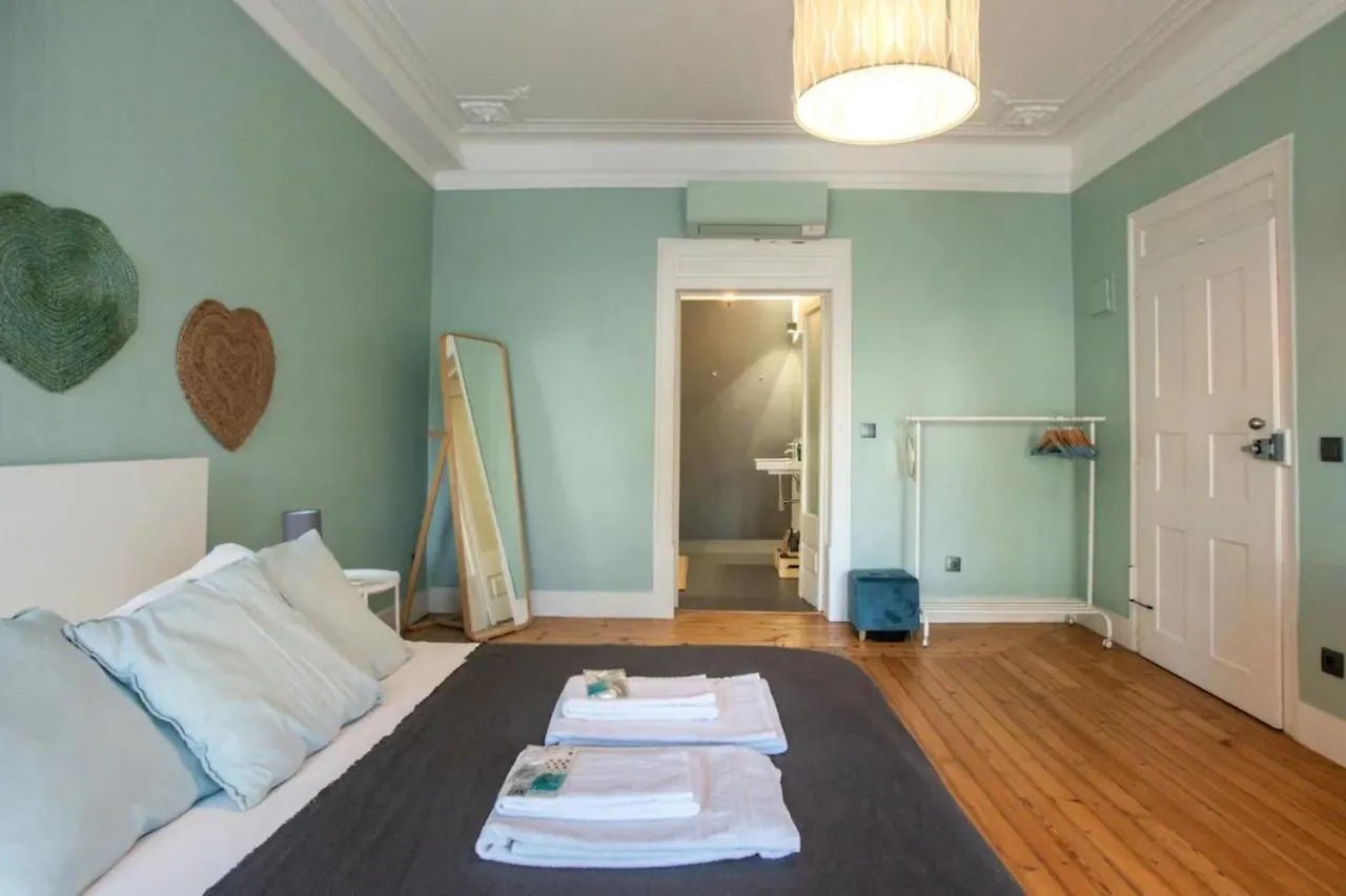 Peaceful 2Bedrooms W Patio In Lisboa Semesterbostad
