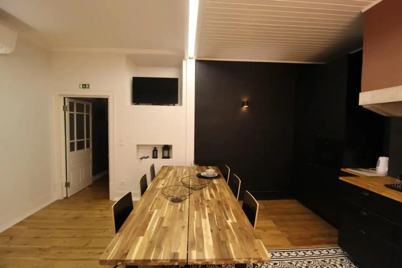 Ferienhaus Peaceful 2Bedrooms W Patio In Lisboa