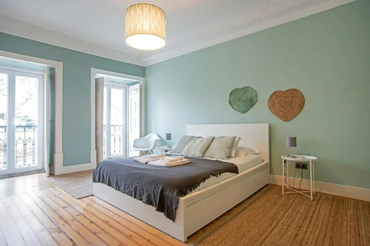 Peaceful 2Bedrooms W Patio In Lisboa 0*, Lissabon Portugal